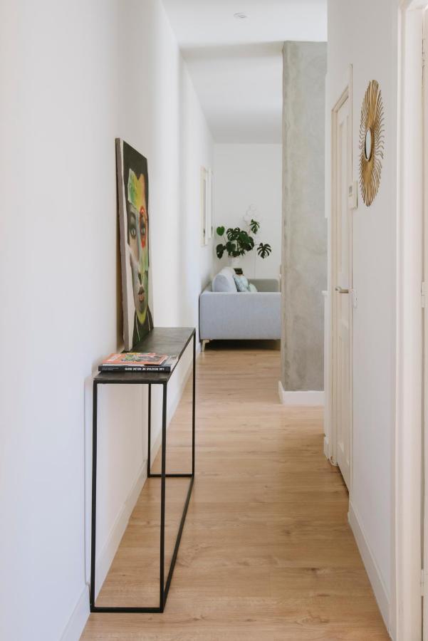 Ferienwohnung El Botones Nuevo Y Luminoso Apto De Diseno En Lavapies Madrid Exterior foto